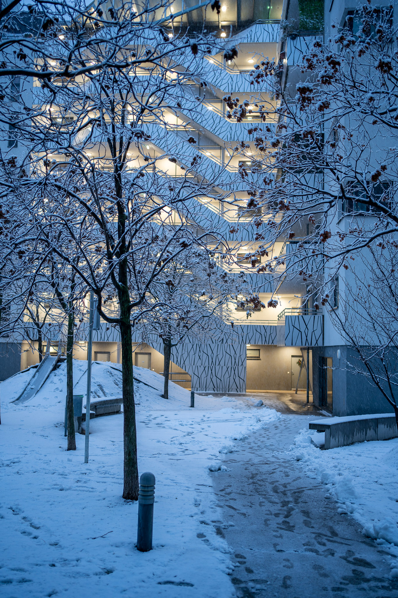 "Grätzl im Wandel" - Freie Mitte covered in Snow