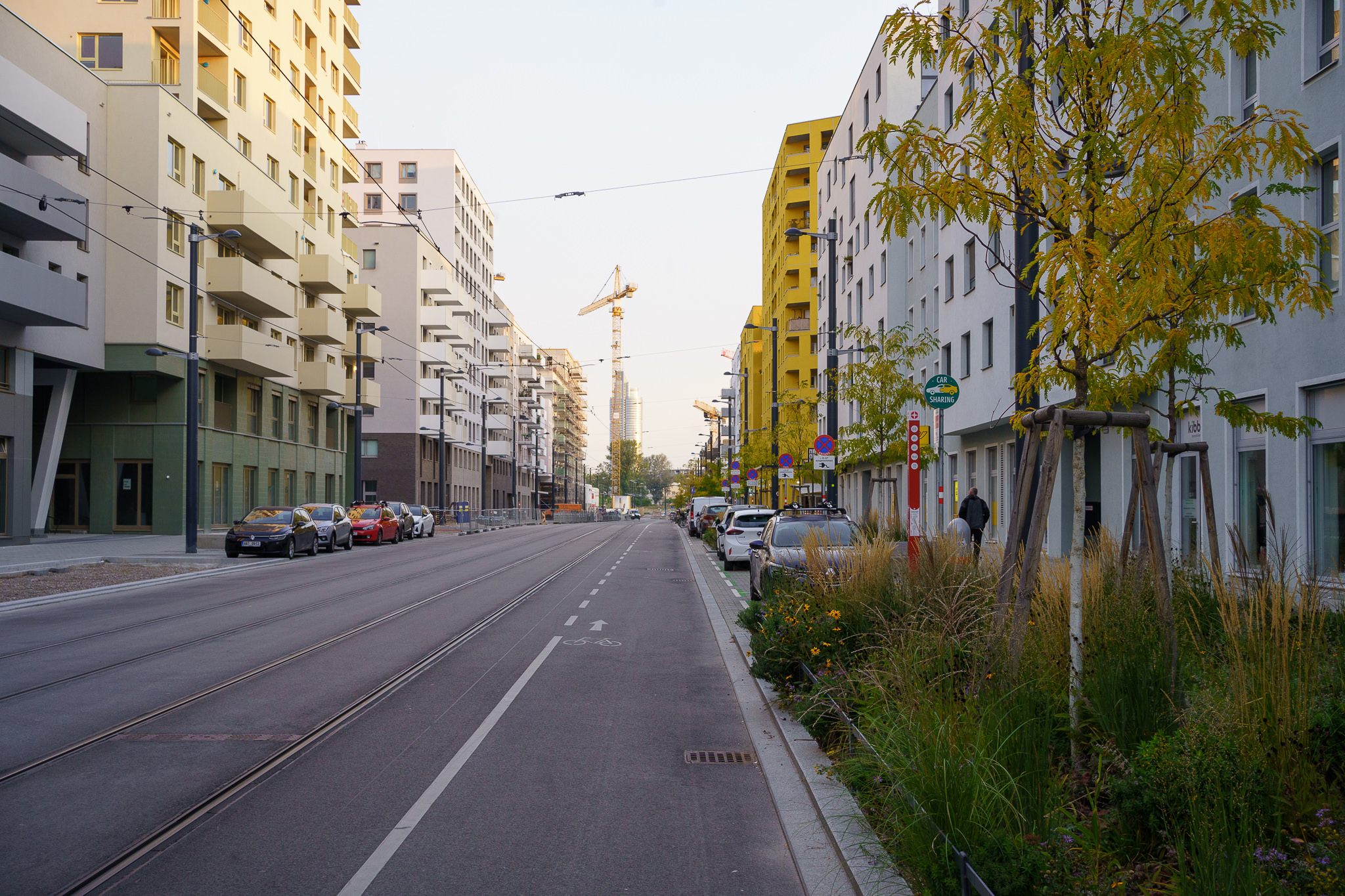 "Grätzl im Wandel" - A morning at Vienna's Nordbahnhof in Autumn